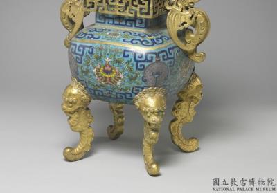 图片[3]-Copper four-legged ding-shaped incense burner in cloisonne enamels with chi-dragon handles, Qing dynasty (1644-1911)-China Archive